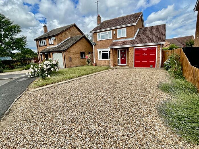 3 Bedroom Detached House For Sale In Mawford Close, Moulton Seas End, PE12