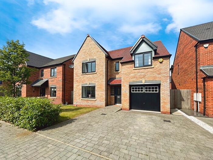 4 Bedroom Detached House For Sale In Vineyard Close, Newcastle Upon Tyne, NE12