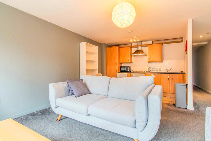 2 Bedroom Apartment To Rent In Henry Street, Liverpool, Merseyside, L1