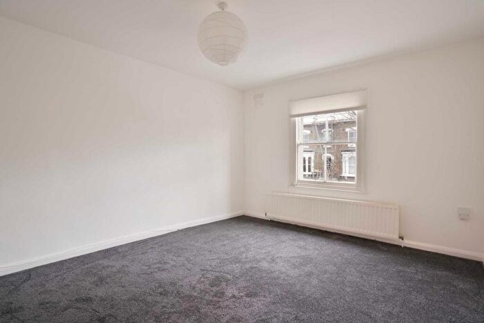 1 Bedroom Flat To Rent In Shakespeare Road, London, SE24