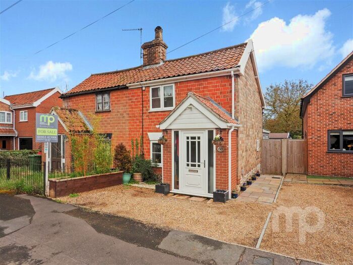 2 Bedroom Semi-Detached House For Sale In The Street, Bridgham, NR16
