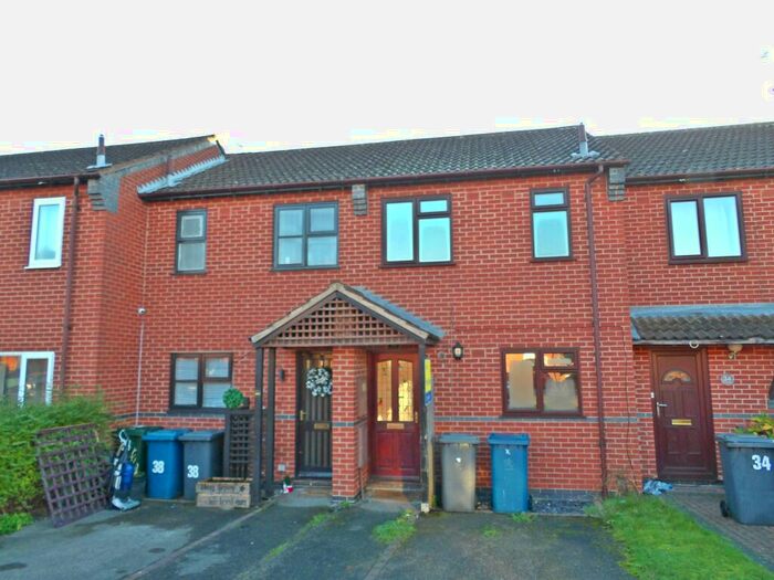 2 Bedroom House To Rent In Brendon Grove, Bingham, NG13