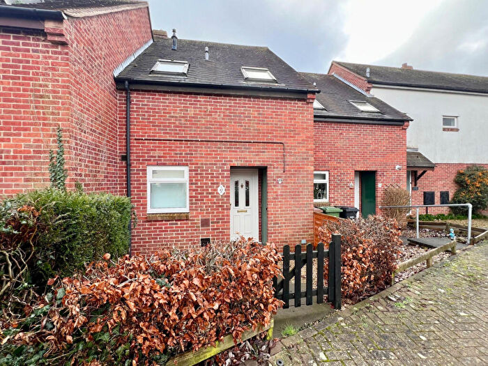 2 Bedroom Terraced House For Sale In Blakes Field, Didcot, OX11