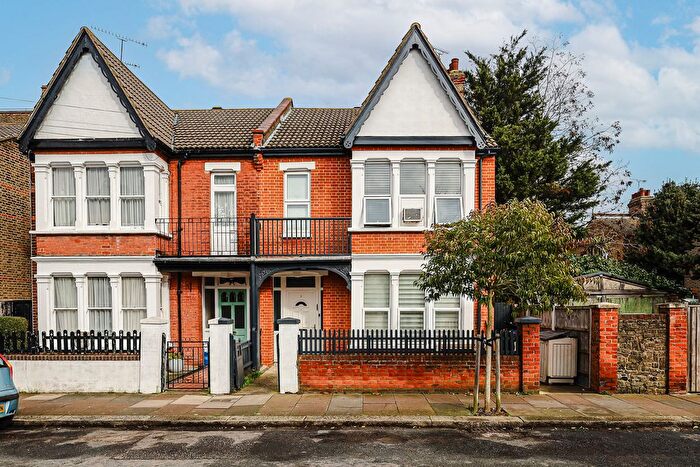 4 Bedroom Semi Detached House For Sale In Cranley Avenue, Westcliff-On-Sea, SS0