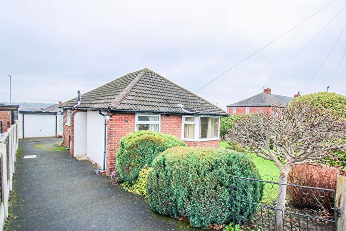 2 Bedroom Detached Bungalow For Sale In Hallcroft Drive, Horbury, Wakefield, WF4