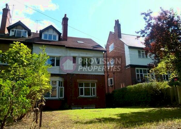 5 Bedroom Semi-Detached House To Rent In North Grange Mount, Hyde Park, Leeds, LS6