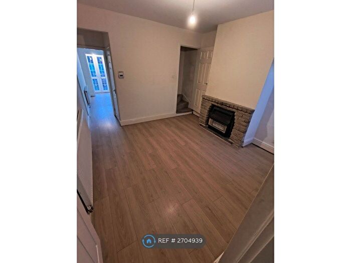 3 Bedroom Terraced House To Rent In Occupation Street, Dudley, DY1