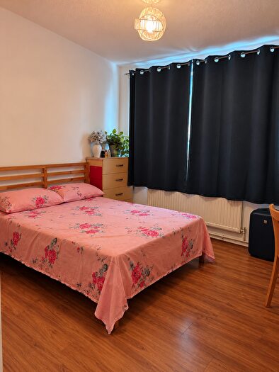 2 Bedroom Flat For Sale In Priory Road, London, E6