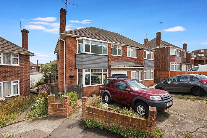 3 Bedroom Semi-Detached House For Sale In Kennard Close, Rochester, ME1