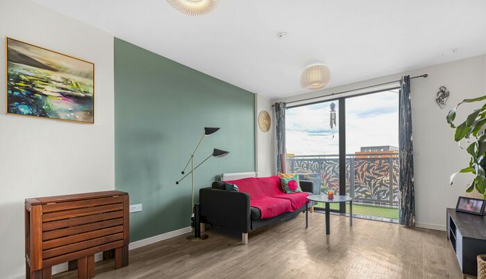 1 Bedroom Flat To Rent In Hammersley Road, E16