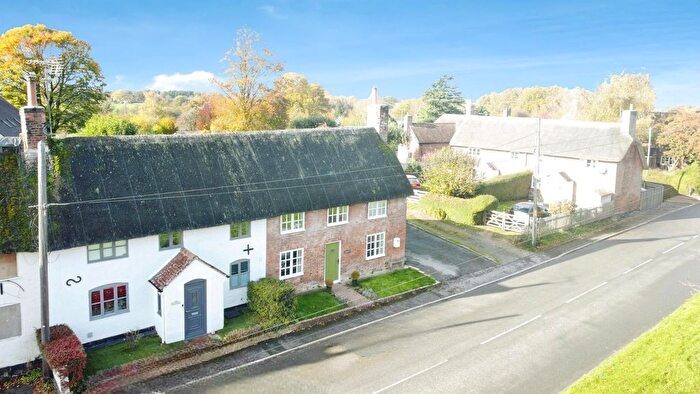 2 Bedroom Terraced House For Sale In Stibb Green, Burbage, SN8