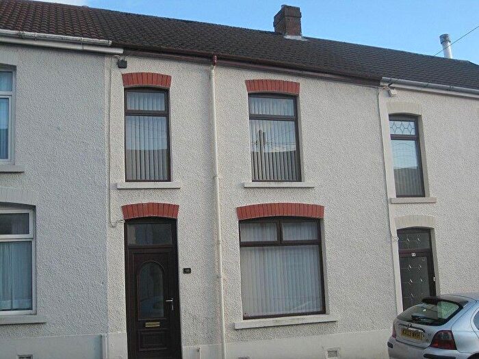 3 Bedroom Terraced House To Rent In Brecon Road, Ystradgynlais, Swansea., SA9