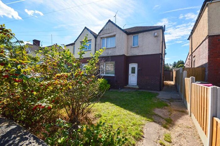 3 Bedroom Semi-Detached House For Sale In Brinsworth Road, Catcliffe, S60