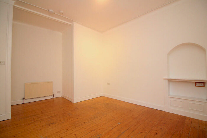 1 Bedroom Flat To Rent In Fullarton Street, Kilmarnock, KA1