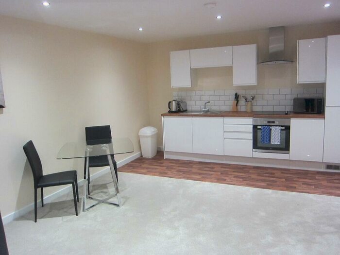 1 Bedroom Flat To Rent In South Street, Ilkeston, DE7