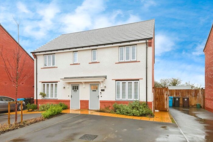2 Bedroom Semi Detached House For Sale In Foragers Way, Mickleover, Derby, Derbyshire, DE3