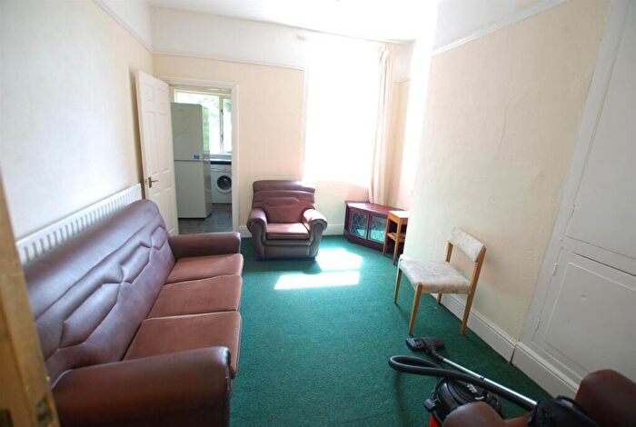 4 Bedroom Terraced House To Rent In Beehive Road, Crookesmoor, S10