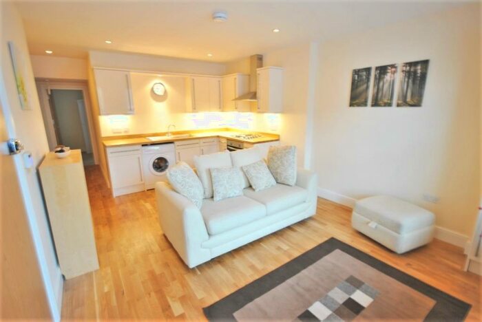 1 Bedroom Flat To Rent In Ryecroft Road Lewisham, SE13