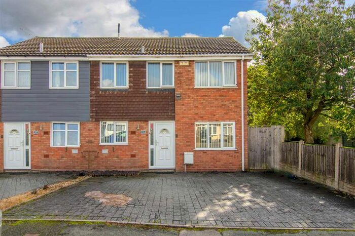 4 Bedroom Semi-Detached House To Rent In Brampton Drive, Heath Hayes, Cannock, WS12