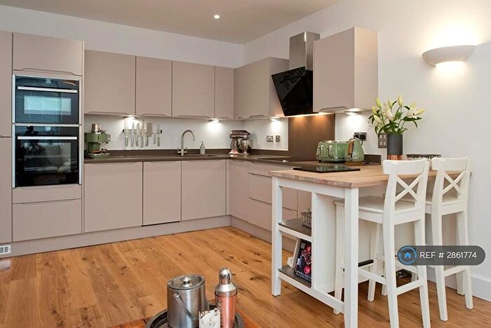 2 Bedroom Flat To Rent In Old Shoe Factory Portland Square, Bristol, BS2