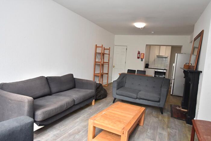 4 Bedroom Terraced House To Rent In Tyndalls Park Road, Garden Flat, Clifton, Bristol, BS8