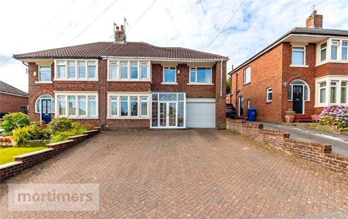 4 Bedroom Semi Detached House For Sale In North Bank Avenue, Blackburn, Lancashire, BB1