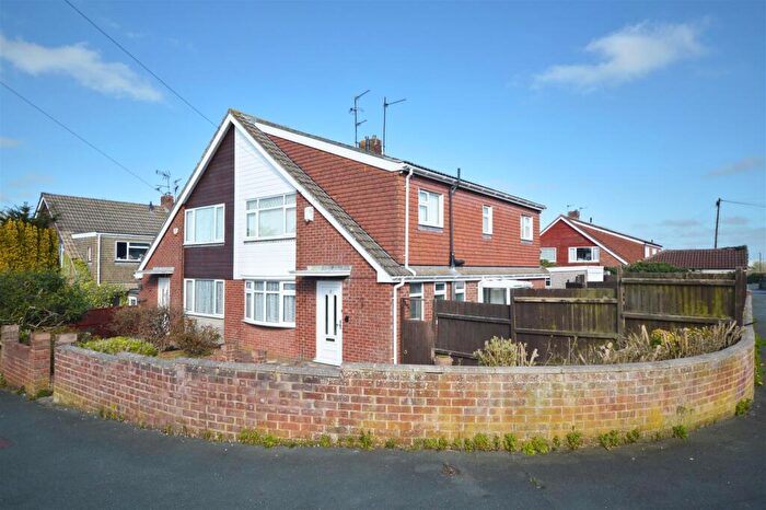 4 Bedroom Semi Detached House For Sale In Warman Road, Stockwood, Bristol, BS14