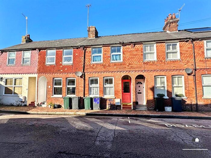 2 Bedroom Terraced House For Sale In Lower Road, Eastbourne, BN21