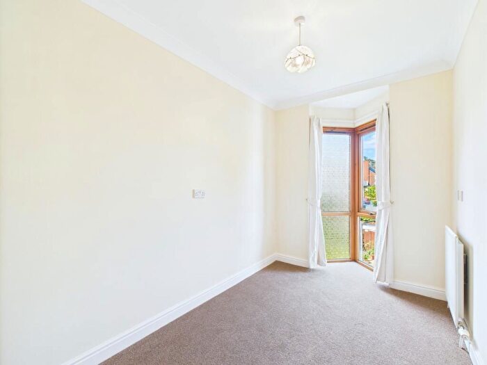 2 Bedroom Flat For Sale In Cathedral Green, Crawthorne Road, Peterborough, PE1