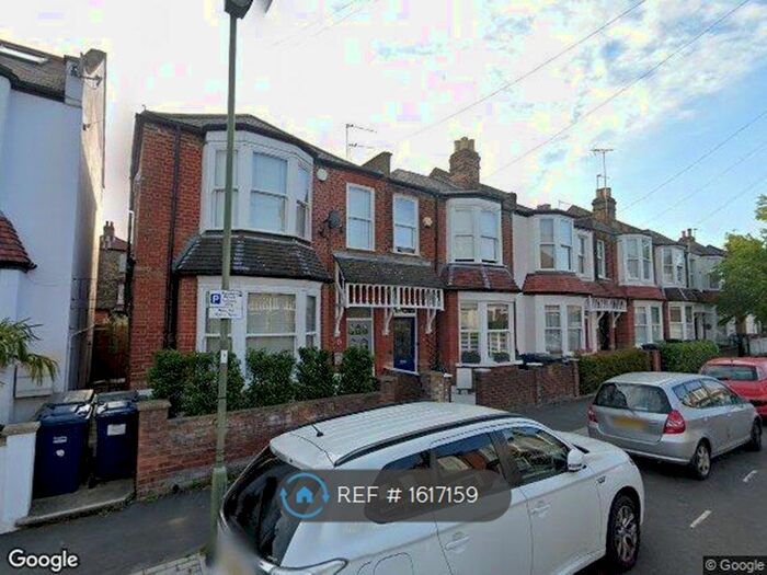 4 Bedroom Semi-Detached House To Rent In Beresford Road, London, N2