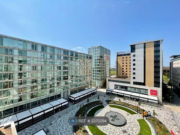 2 Bedroom Flat To Rent In Witan Gate, Milton Keynes, MK9