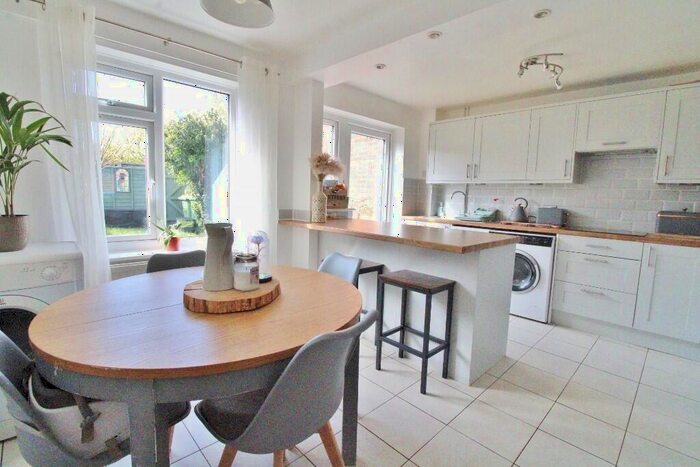 3 Bedroom Terraced House For Sale In Plymouth Drive, Stubbington, Fareham, PO14