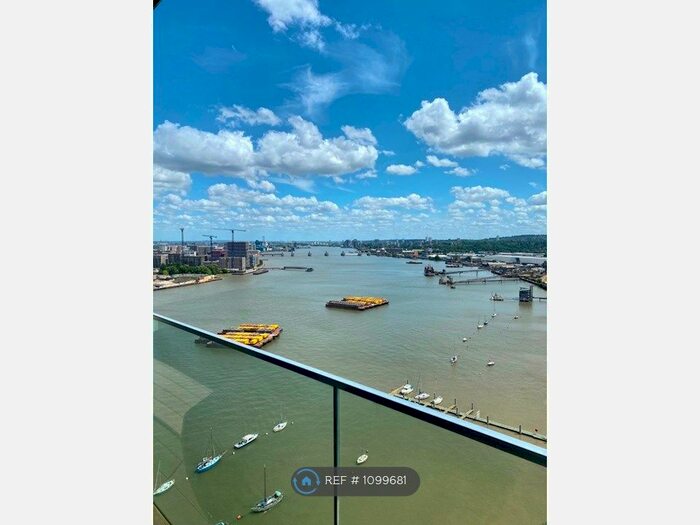 2 Bedroom Flat To Rent In Pilot Walk, London, SE10