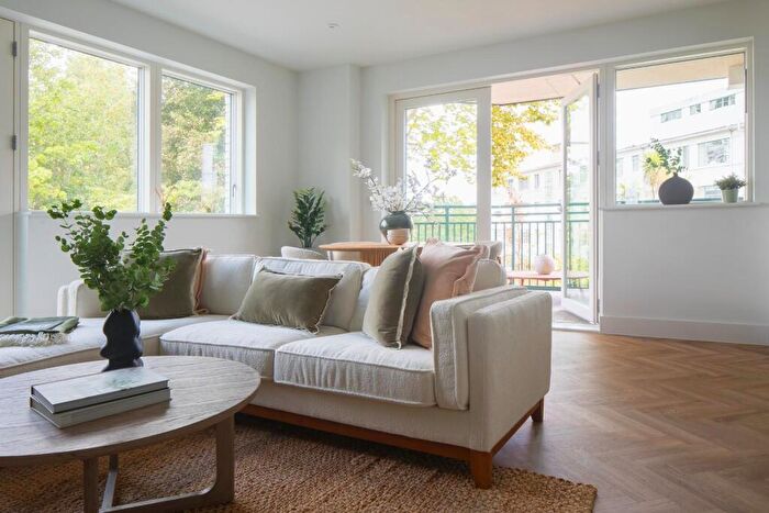 1 Bedroom Apartment For Sale In Taymount Mansion, Forest Hill, London, SE23