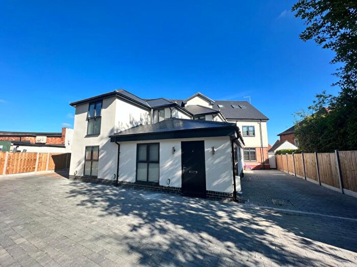 2 Bedroom Apartment To Rent In J Eton Road, West Bridgford, Nottingham, NG2