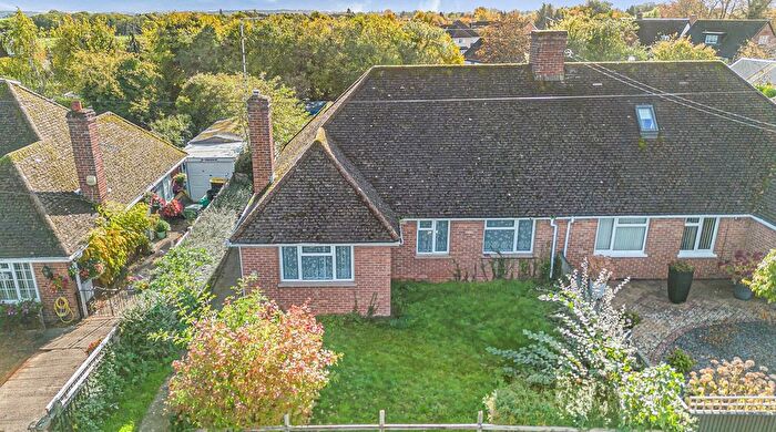 3 Bedroom Detached Bungalow For Sale In Home Close, Wootton, OX13