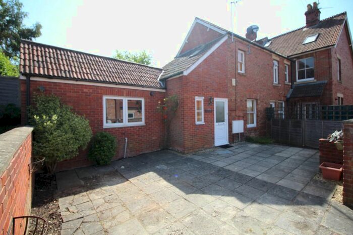 1 Bedroom End Of Terrace House To Rent In Park Lane, Chippenham, SN15