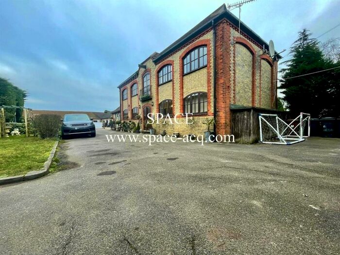 2 Bedroom Cottage To Rent In Rectory Lane, Shenley, Radlett WD7