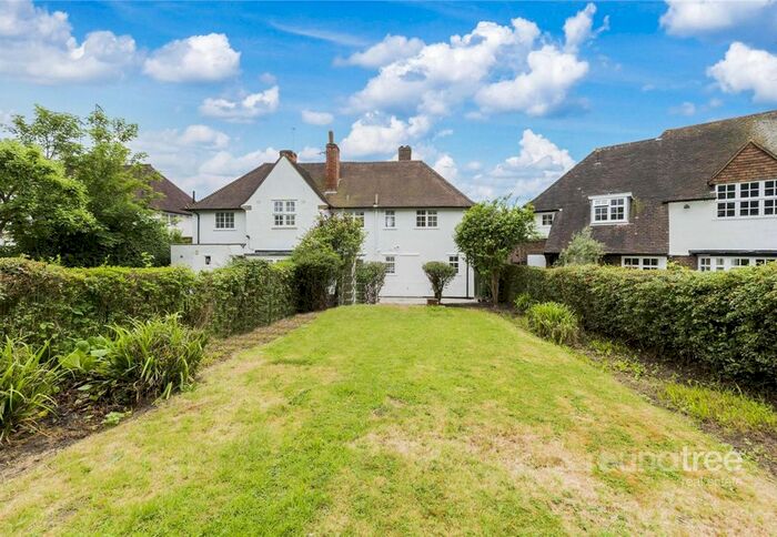 3 Bedroom Semi-Detached House To Rent In Brookland Rise, Hampstead Garden Suburb, NW11