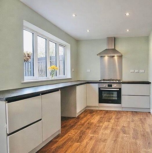 3 Bedroom Terraced House To Rent In Cayton Close, Barnsley, S71