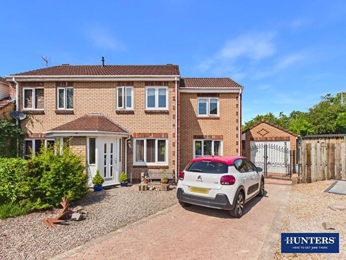 4 Bedroom Semi-Detached House For Sale In Highfields Road, Annan, DG12