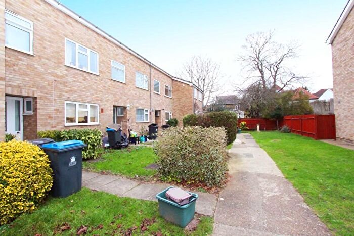 3 Bedroom Terraced House For Sale In Newborough Green, New Malden, KT3