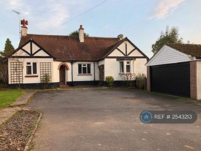 5 Bedroom Detached House To Rent In Warlingham Surrey, Warlingham, CR6