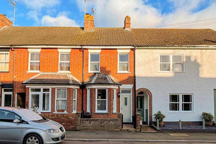 3 Bedroom Terraced House For Sale In Rothschild Road, Wing, LU7