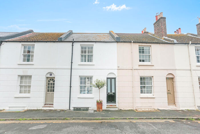 2 Bedroom Terraced House For Sale In Foundry Street, Brighton, East Sussex, BN1