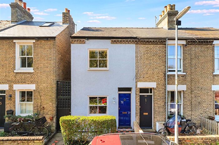 3 Bedroom End Terrace House For Sale In Burnside, Cambridge, CB1