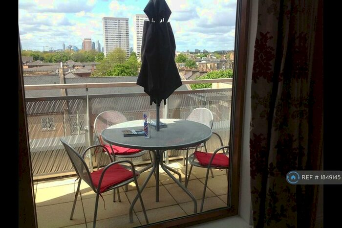 1 Bedroom Flat To Rent In Campbell Road, London, E3