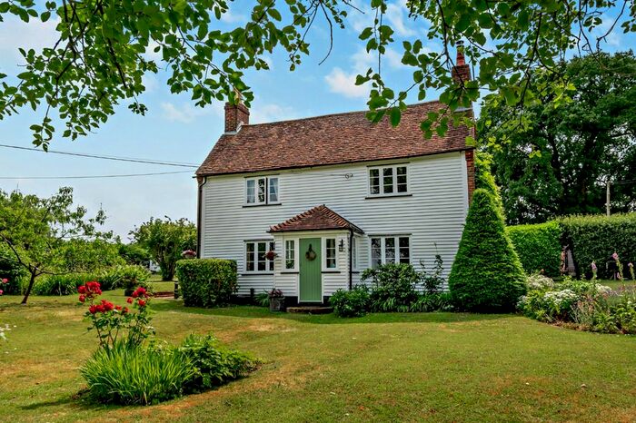 4 Bedroom Detached House For Sale In Hodsoll Street, Sevenoaks, Kent, TN15