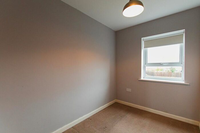 3 Bedroom Semi-Detached House For Sale In Wren Crescent, Bodicote, OX15