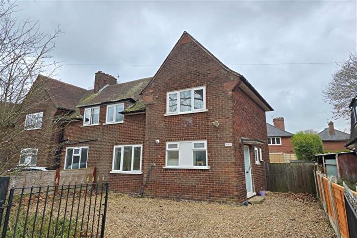 3 Bedroom Semi Detached House For Sale In Altrincham Road, Manchester, M23